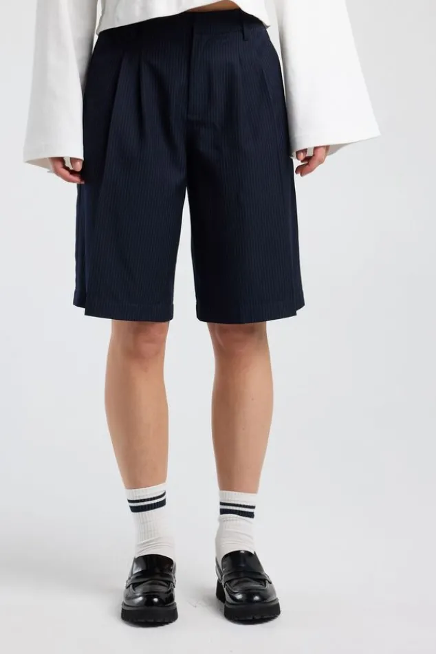 America Today New In|Shorts^Beruda Naia reguar ooe fit beruda et ediu wait