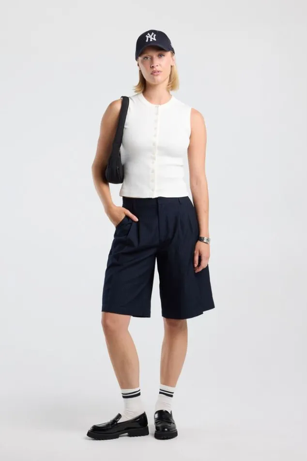 America Today New In|Shorts^Beruda Naia reguar ooe fit beruda et ediu wait