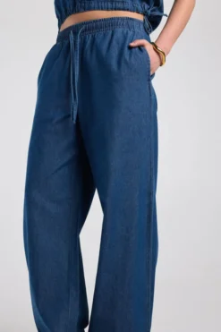 America Today Broeken^Broek Priroe oe broek et eatiche taieband en trekkoord