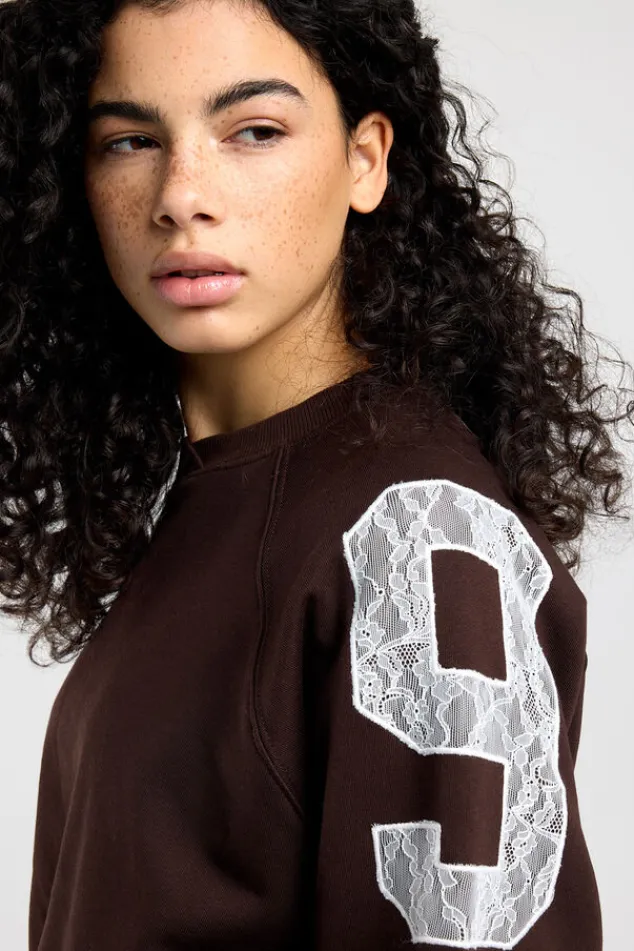 America Today Sweaters & Hoodies|Truien & Vesten^Crewneck weater anny overized crewneck et eatiche zoo