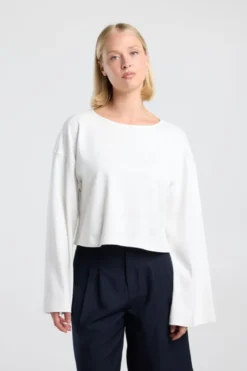 America Today New In|T-Shirts & Tops^Cropped ongeeve ioa cropped ongeeve van tevige interock