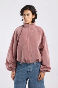 America Today Jassen & Regenjassen^Jacket Jovana sportief jack met hoge kraag