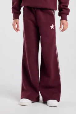 America Today Broeken|Joggingbroeken^Joggingbroek Cassia Jr wide leg joggingbroek met bordeaux piping