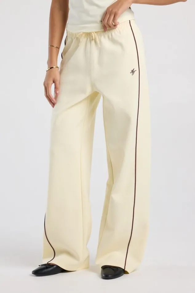 America Today New In|Joggingbroeken^Joggingbroek Cath ooe fit joggingbroek et piping