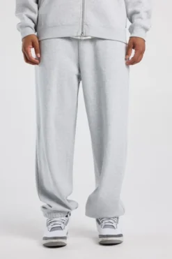 America Today Broeken|New In^Joggingbroek Coin joggingbroek et ooe fit en geborduurd ogo