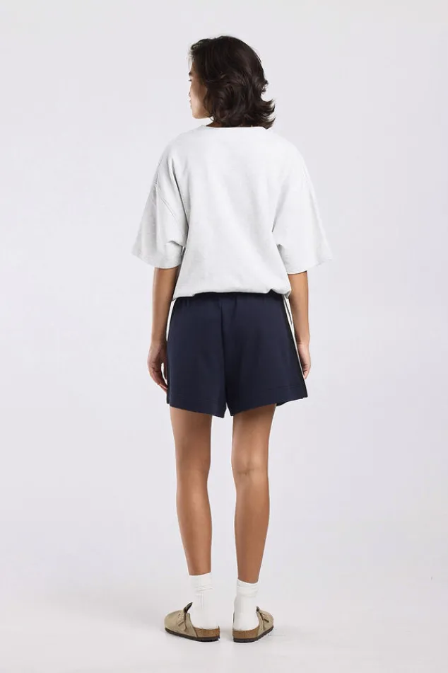 America Today T-Shirts & Tops|Truien & Vesten^weater teffie crewneck weater et korte ouwen