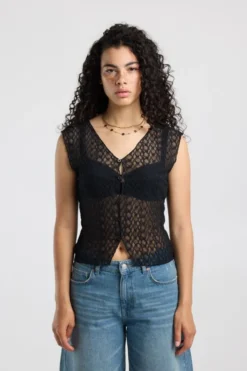 America Today New In|T-Shirts & Tops^Top Gini ouwoze kanten top et V-ha en knoopje