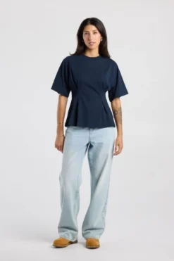 America Today New In|T-Shirts & Tops^T-hirt Edia fitted T-hirt et wijde ouwen