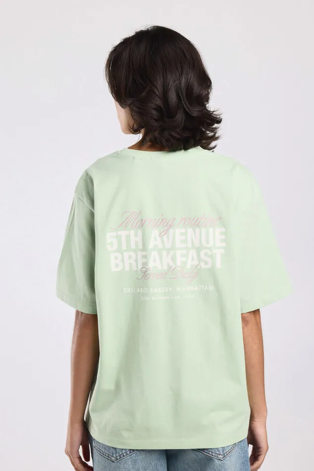 America Today T-Shirts & Tops^T-hirt Einor ooe fit t-hirt et print op bort en rug