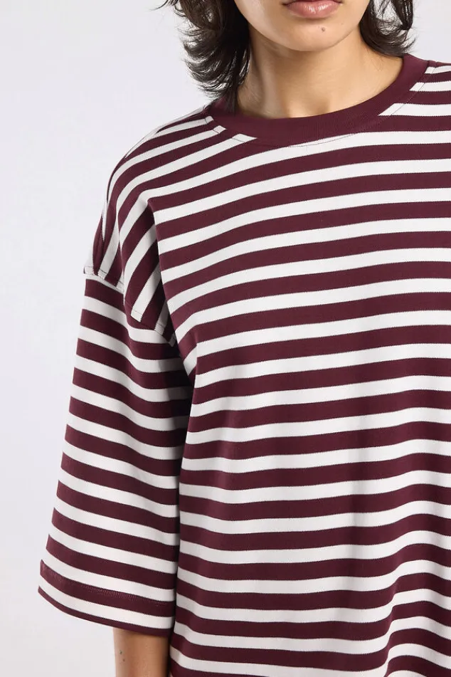 America Today T-Shirts & Tops^T-hirt Ey getreept t-hirt et effen kraag