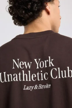 America Today T-Shirts & Polo’S^T-hirt Ere reaxed fit t-hirt van azy & Broke ijn