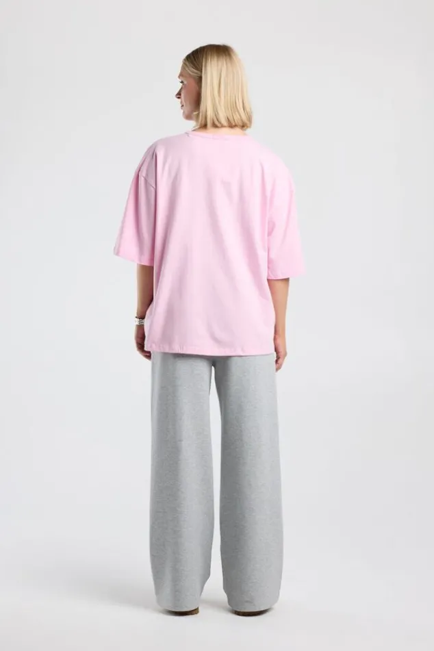 America Today New In|T-Shirts & Tops^T-shirt Essa oversized T-shirt met borstborduring