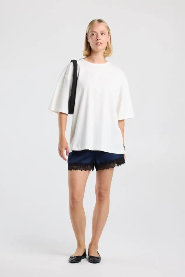 America Today New In|T-Shirts & Tops^T-shirt Essa oversized T-shirt met borstborduring