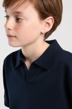 America Today T-Shirts & Tops^T-shirt Kaden Jr relaxed knit polo met open kraag en ribboorden
